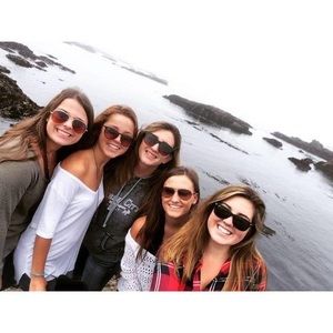 Meet your Posher, Alison